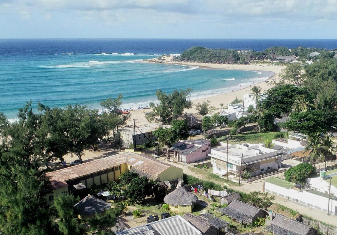 Pariango Beach Motel Tofo Екстер'єр фото